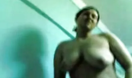 Seksi plavuša sex film hentai Iggy Amore dobiva jebeni mladić i sperme