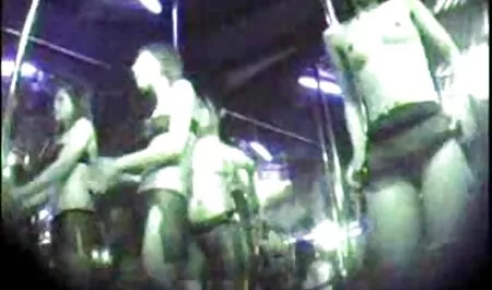 Mia cinema hentai divlje vuče na seks i koristi svaku priliku da osjeti penis u svojoj slatkoj pički. Ova se kuja nevjerojatno jebe i pokazuje čuda posjedovanja svog tijela