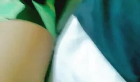 Azijska Bella Ling miluje hentai porno movie rupe nakon bazena