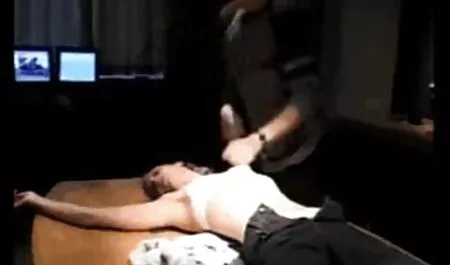 Dynty pilić impresionirao je momka film hentay svojim tijelom