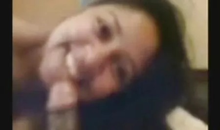 Lijepa baba stoji s rakovima i dobiva more orgazama hentai 3d film igra i kuraca