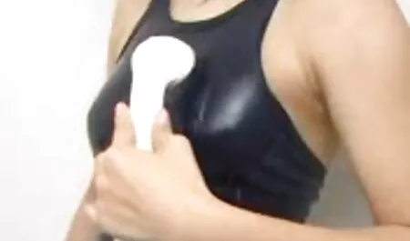 Čovjek je gricnuo one piece nami porno anal i maca mladog studenta