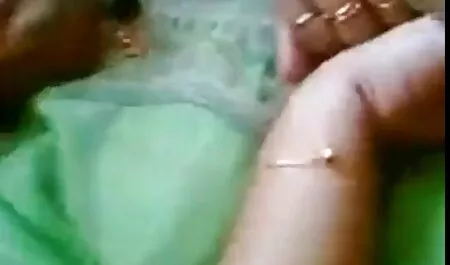 Michelle Brown ne udara duboko cijev ainime porno za vodu, puno je bolje kad u ustima ima pravog živog pijetao, ali momak je želio još