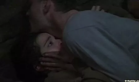Prilična kuja sjebala se na jahti i ubila one pice porno je sve