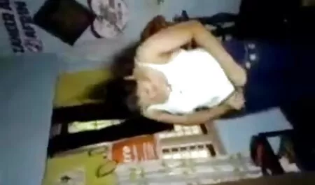 Izbor kuja koje jebu svoju sex film hentai pičku ispred web kamere