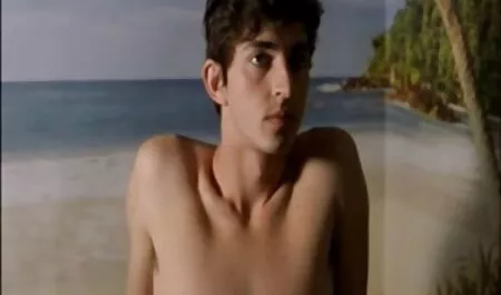 Plavuša u sauni hentay movies miluje njeno tijelo