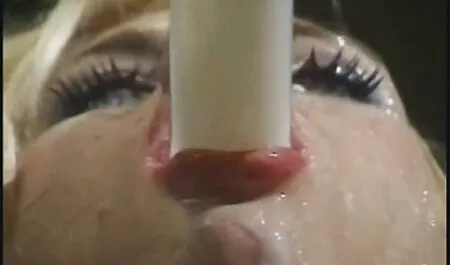 Vruća i seksi beba dobiva penis u nami film z hentai guzicu