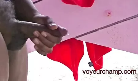 Tko ne anime girl porno poznaje Vanessu Jordin, kuja je još uvijek, ali ima malu slabost, voli se zajebavati s dildom, otuda zaključak da kuja oponaša orgazam tijekom porno filmova