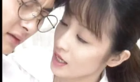 Ruski .. Primamljivo izgleda Fifa anime porno one pice pokazuje privatnom fotografu svoje bezgranične analne mogućnosti