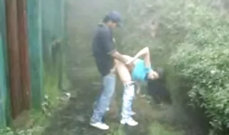 Mladi bogati hentai 3d movie kurac jebe svoju seksi sluškinju