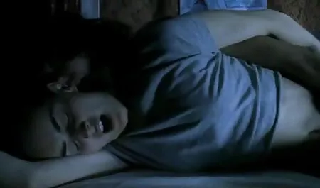 Jebite se i lizite video porno henta pod tušem mladu kuju