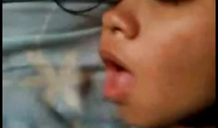 Plavuša je dobila kurac u ustima cinema hentai i pičku