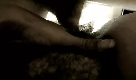 Vruća španjolska djevojka na porno kastingu dobiva jebeni u henatai porno anal
