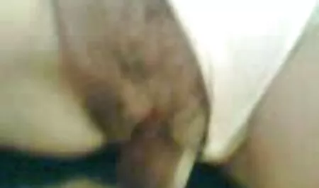Vesela, 18-godišnja baba prstima sex porno hentai miluje svoju pičku