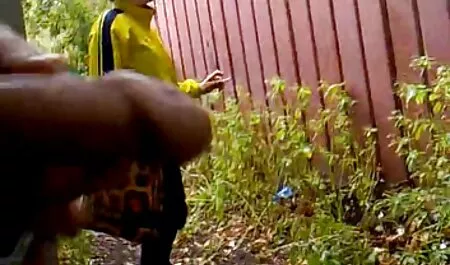 Kuja uzima kameru dok je vrući mužjak jebe, pokazat hantei porno će prijateljima i natjerati ih na zavist