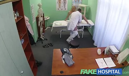 Čovječe je jebao kuju porno film hentai u kabrioletu