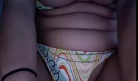 Čokoladne lezbijke vole nestašne igračke porno hentai film