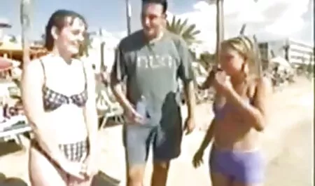 Plavokosa nekretnina nudi kupcu porno hentei kuću za klijenta